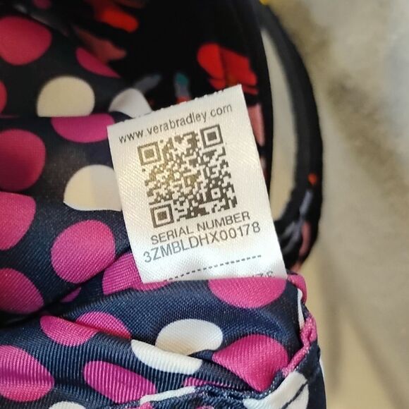 *USED* Vera Bradley Tote - Picture 4 of 6